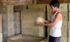 "Ăn đất" cho làng gốm lại đỏ lửa
